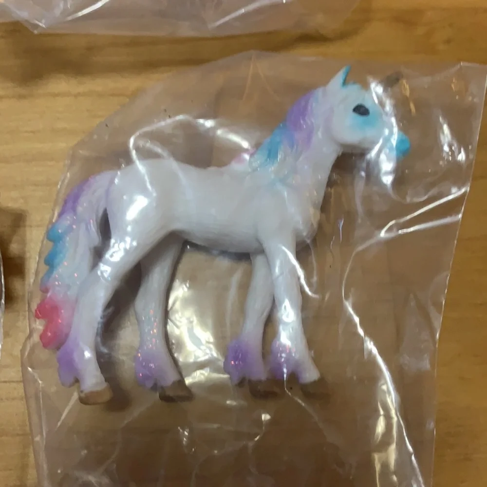 New 8 Unicorn figures collection - cake toppers - rainbow - figures
